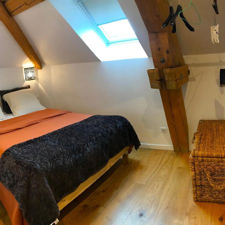 Sous Les Toits De Fleury Leilighet Dijon Eksteriør bilde